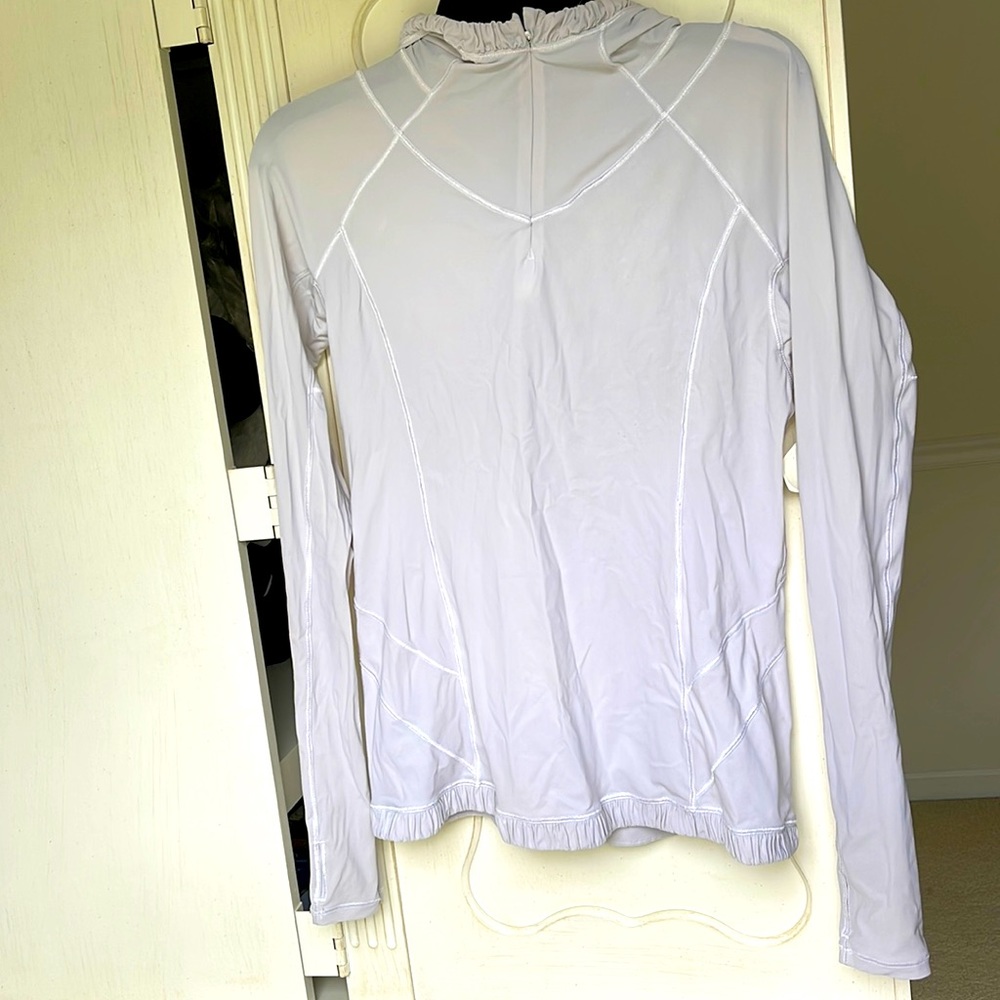 White Lululemon Sweat Wisk Half Zip. Size 8.